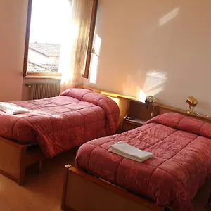 albergo-al-moro.hotelinveneto.com/
