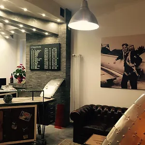 Atmos Luxe Navigli , Milán Itálie